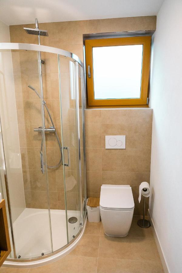 Vigeo Lounge B&B Coffee Bojnice Bagian luar foto