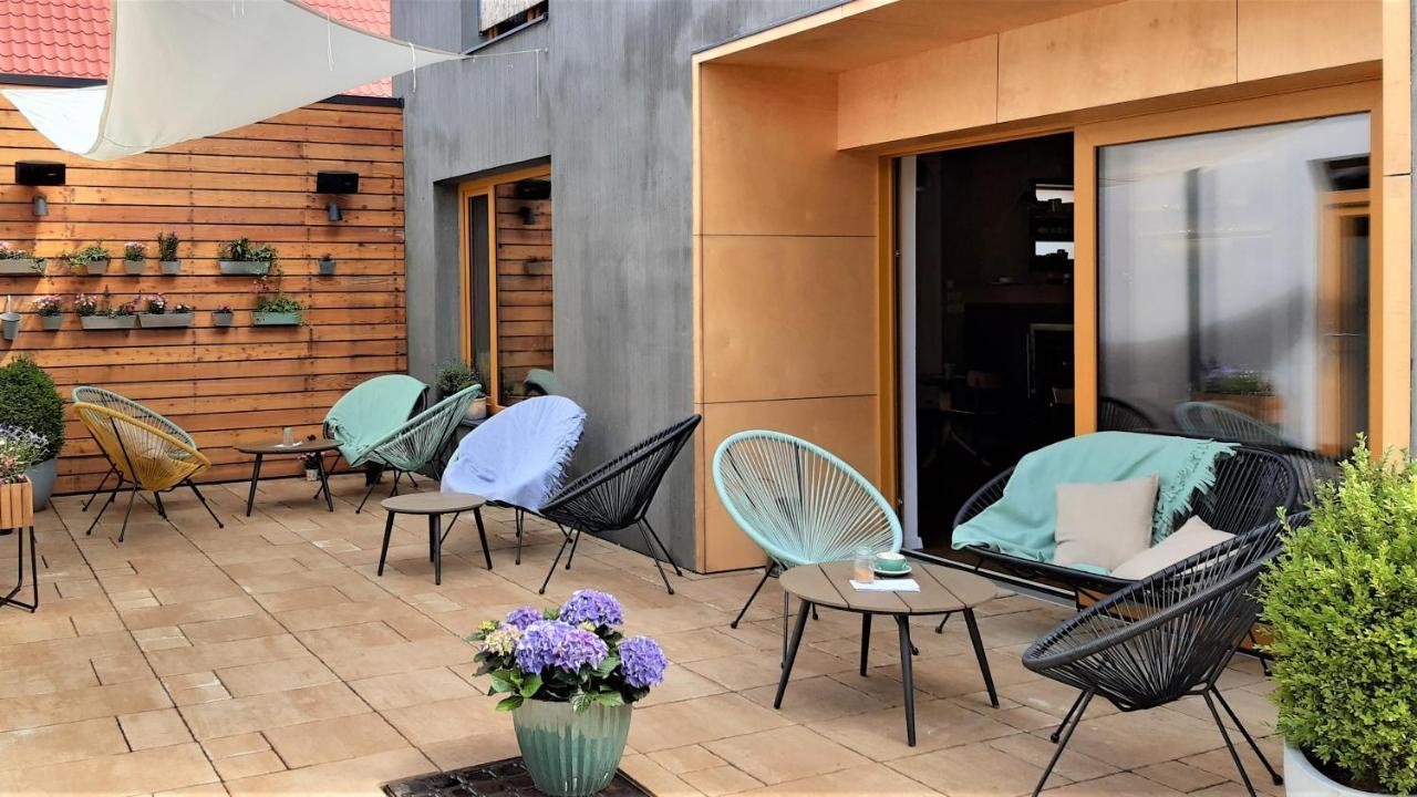 Vigeo Lounge B&B Coffee Bojnice Bagian luar foto