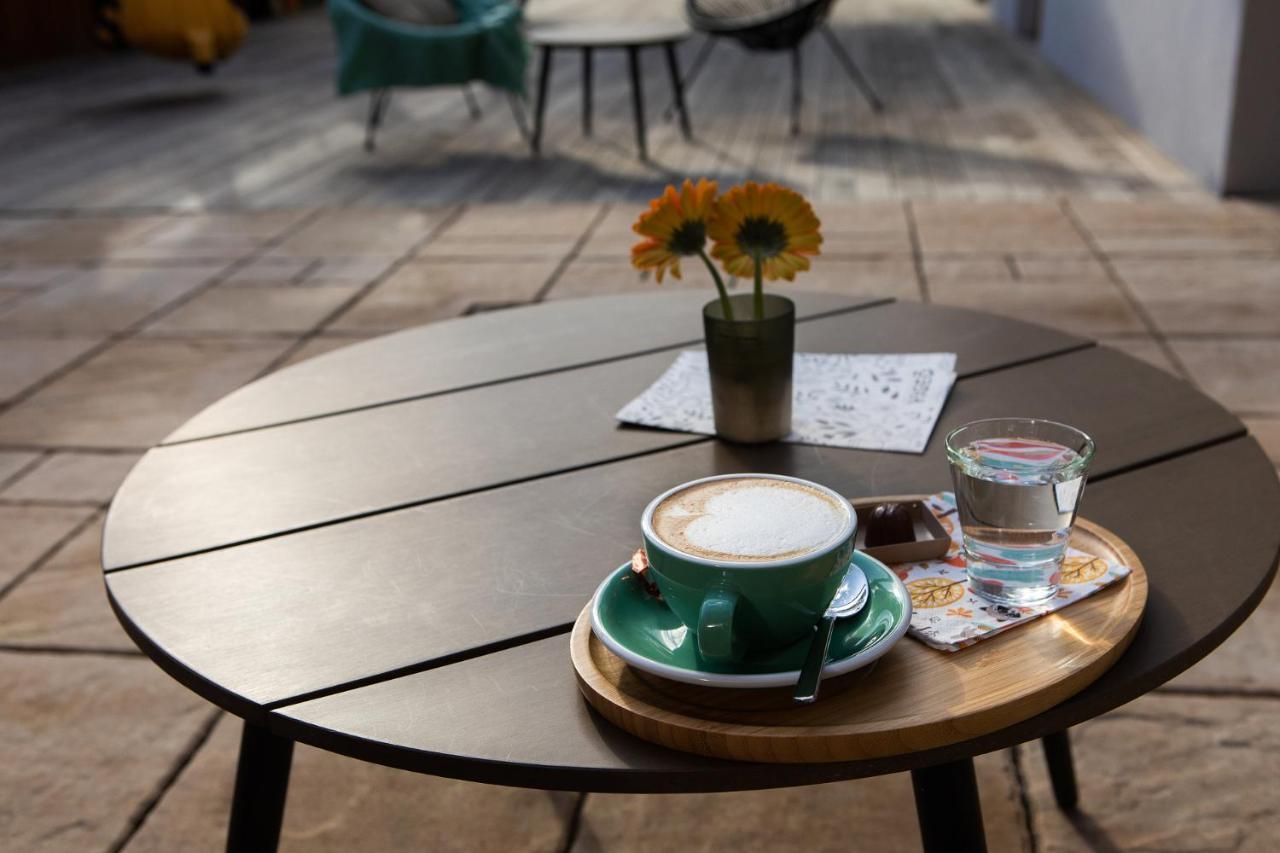 Vigeo Lounge B&B Coffee Bojnice Bagian luar foto
