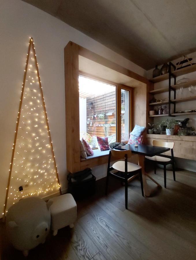 Vigeo Lounge B&B Coffee Bojnice Bagian luar foto